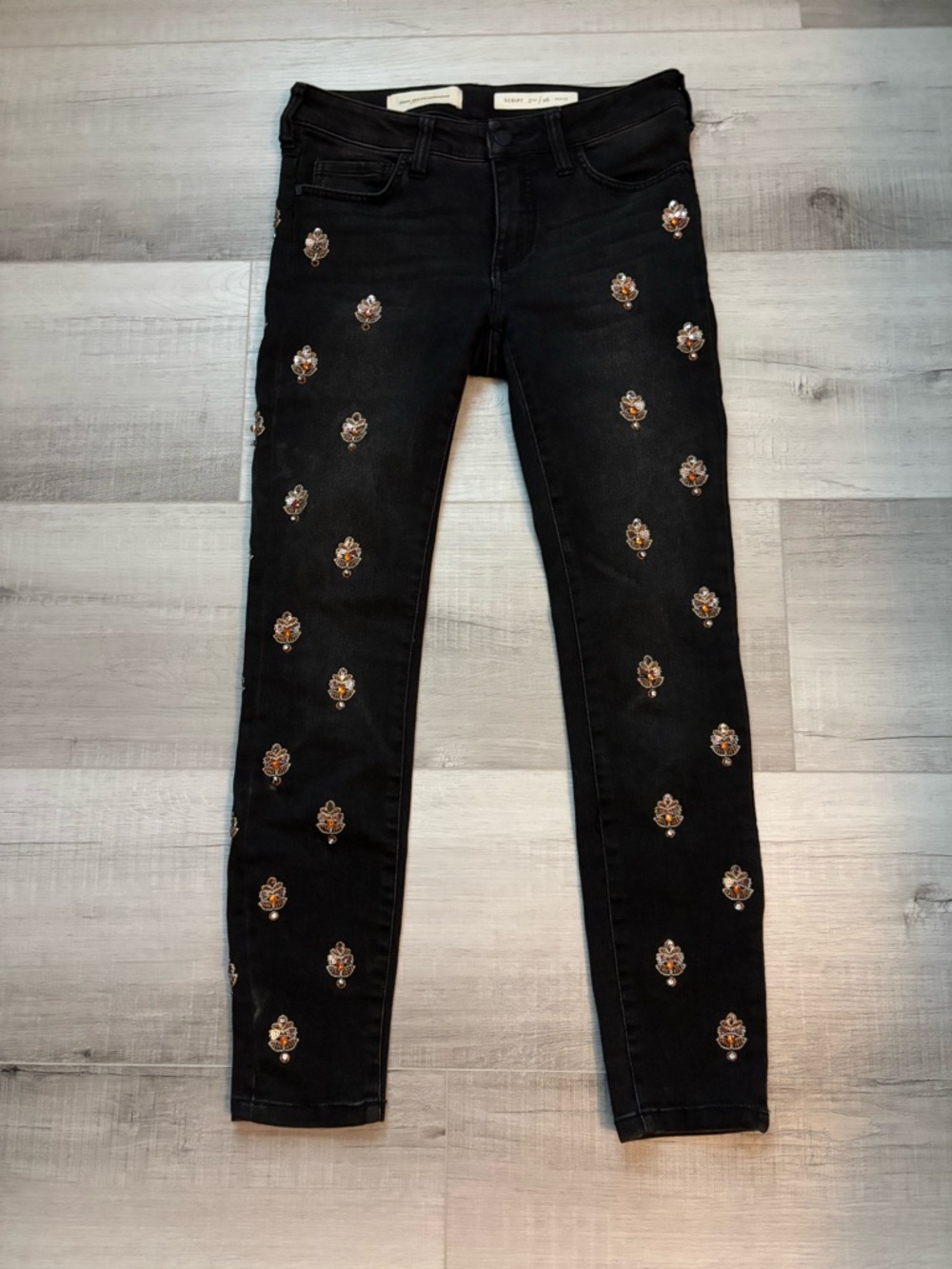 Anthro Pilcro Script Jeans 26 Petite Embroidered Studded Skinny Black